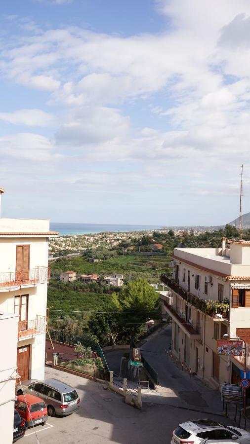 Casa Eleonora Apartamento Campofelice Di Roccella Exterior foto